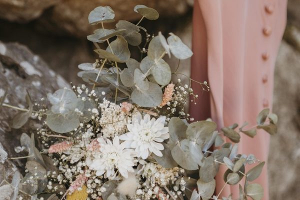beautiful-bridesmaids-dress-hanger